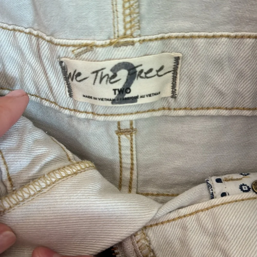 We the Free, Free People cream shorts overalls - Picture 4 of 5